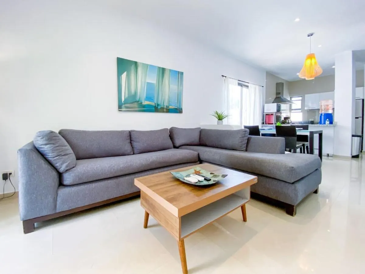 Beach Lovers Chic 2Br Home Dowtown - Sea At 100M Playa del Carmen 0*,  Mexico