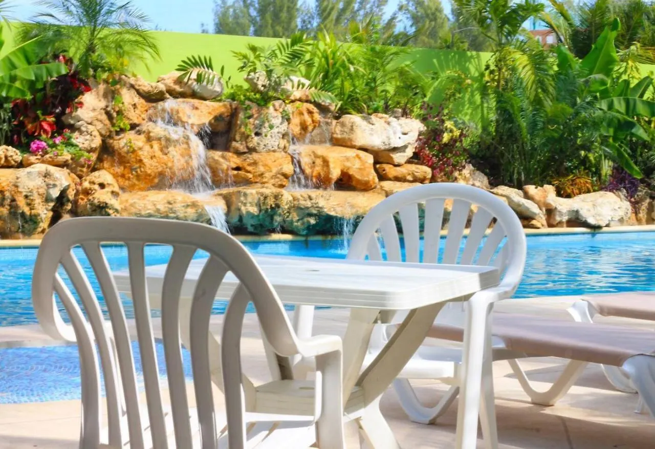 Beach Lovers Chic 2Br Home Dowtown - Sea At 100M Playa del Carmen 0*,  Mexico